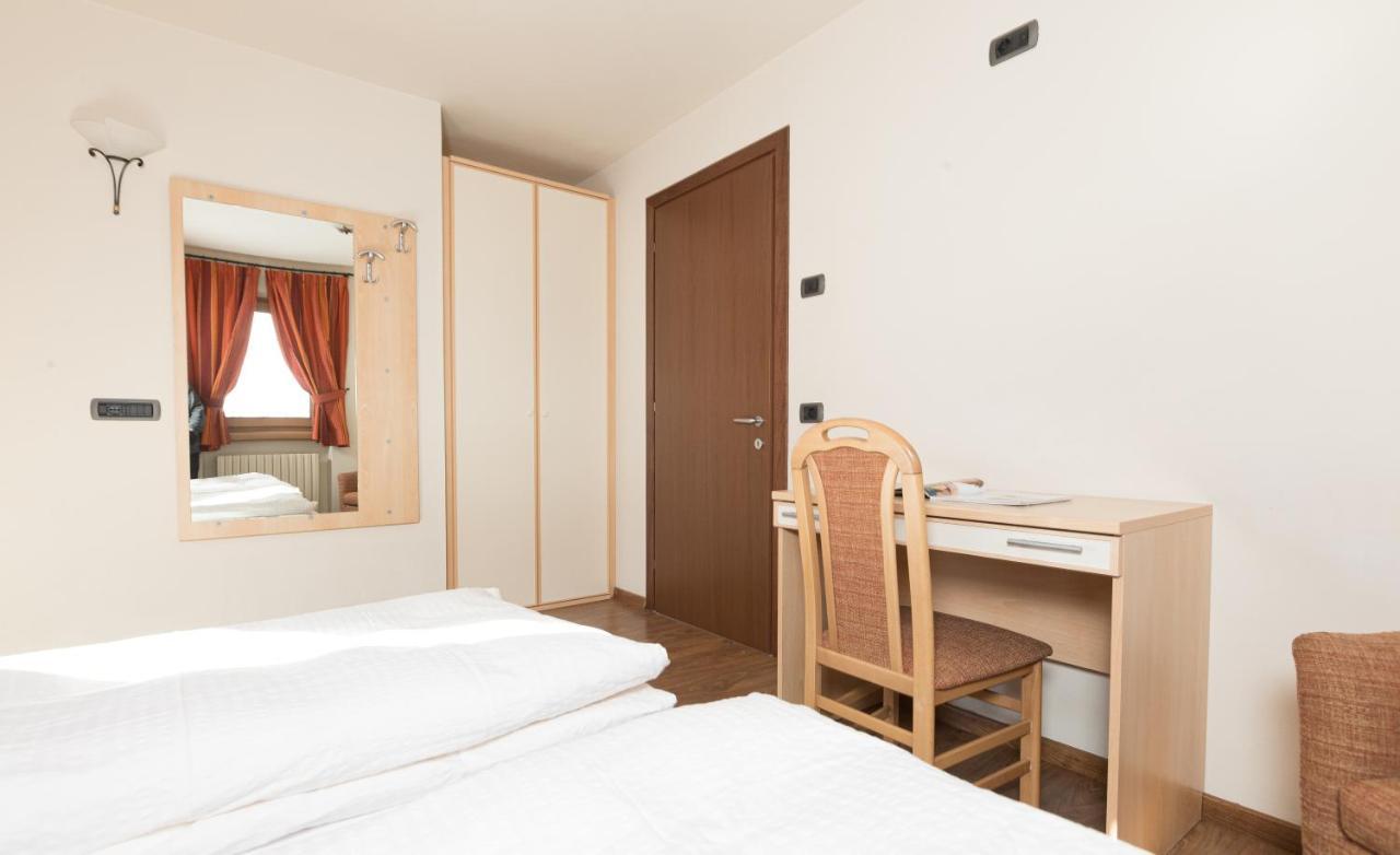 Chalet Kiara - Appartamenti Abar Livigno Exterior photo