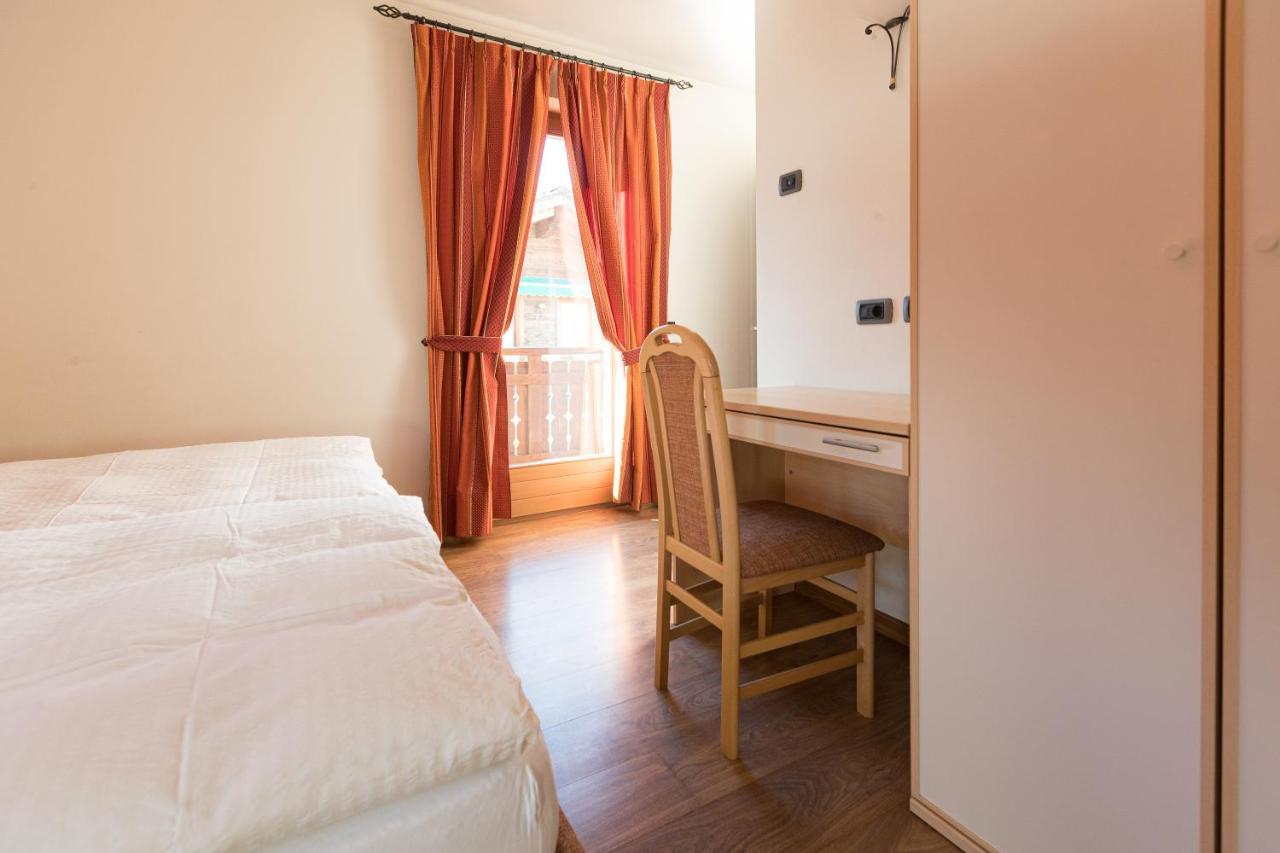 Chalet Kiara - Appartamenti Abar Livigno Exterior photo