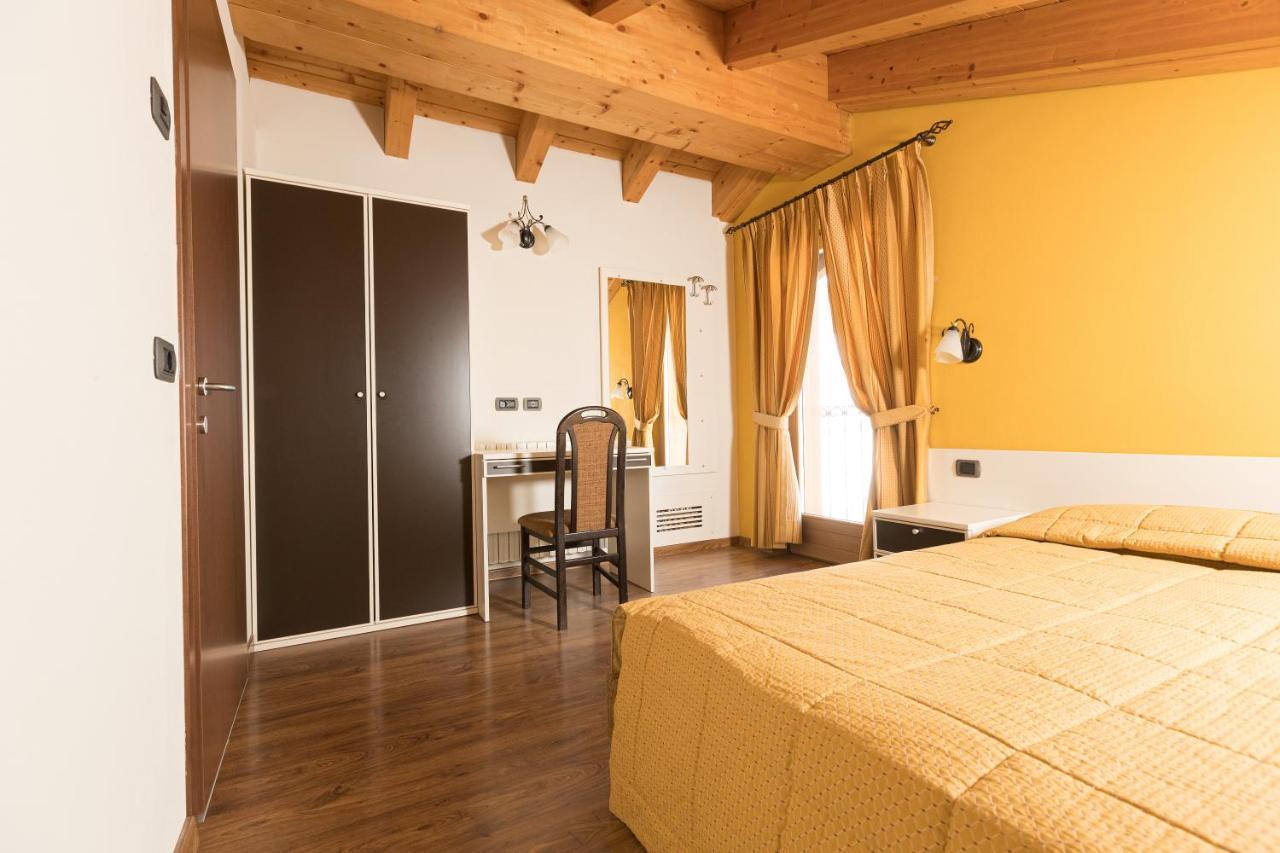 Chalet Kiara - Appartamenti Abar Livigno Exterior photo