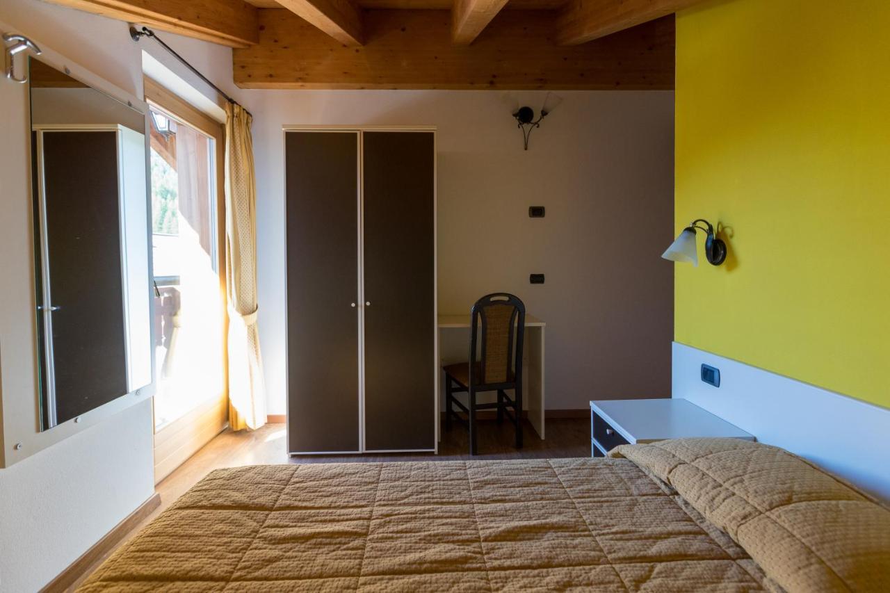 Chalet Kiara - Appartamenti Abar Livigno Exterior photo